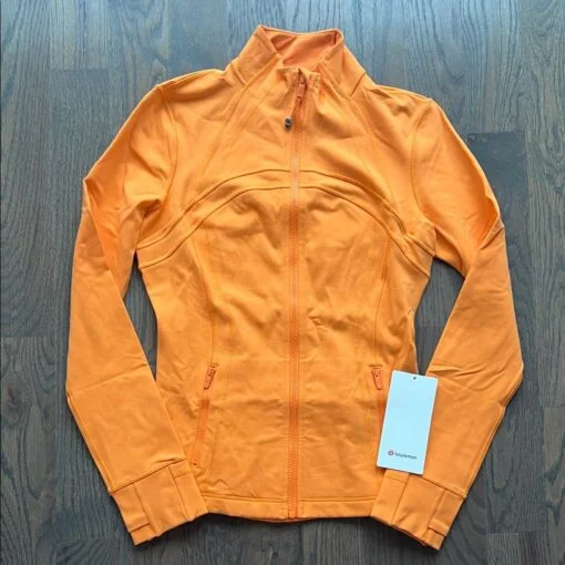 lululemon athletica clothes — image 3