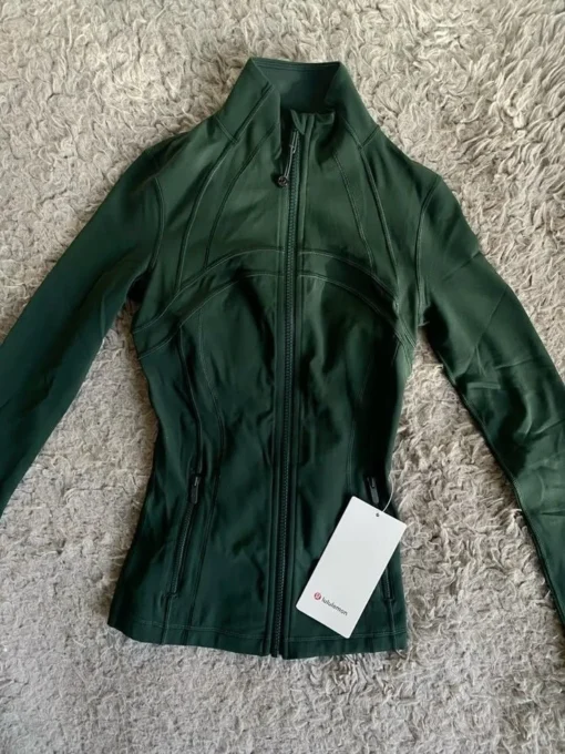 lululemon athletica australian sports clothing — image 3