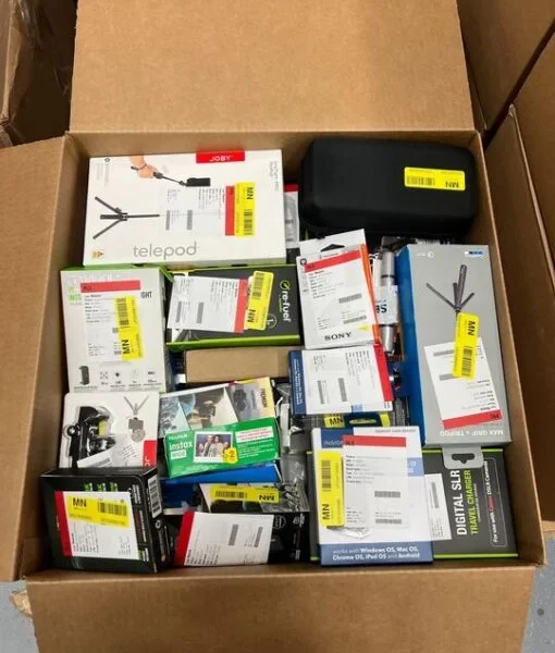BOX OF RETURNS (Electronics) – ITEMS 47 – LOT 32226
