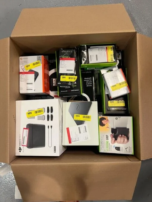 BOX OF RETURNS (Electronics) – LOT 32072