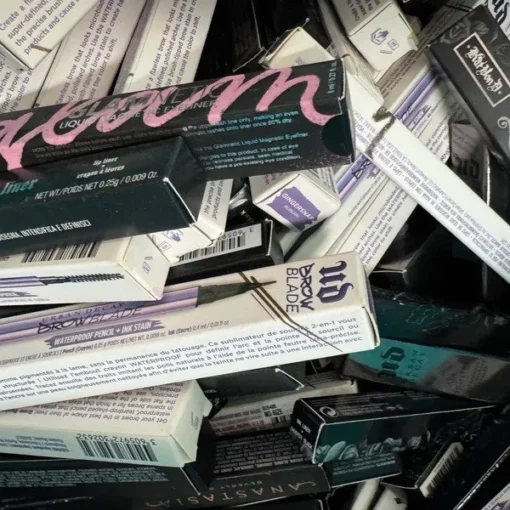 cosmetic liquidation pallets — image 9