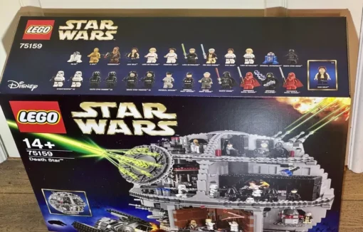 LEGO Star Wars: UCS Death Star (75159) rebuilt with all minifigures — image 5
