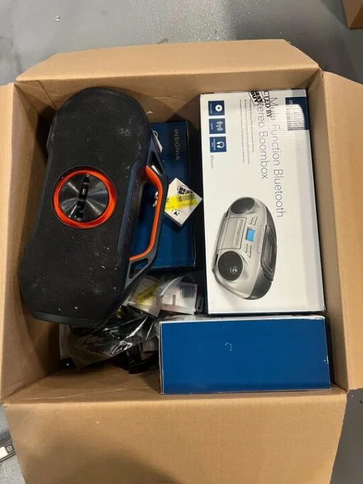 BOX OF RETURNS (Electronics) – ITEMS 14 – LOT 31638