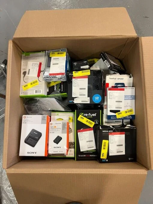 BOX OF RETURNS (Electronics) – ITEMS 23 – LOT 31834