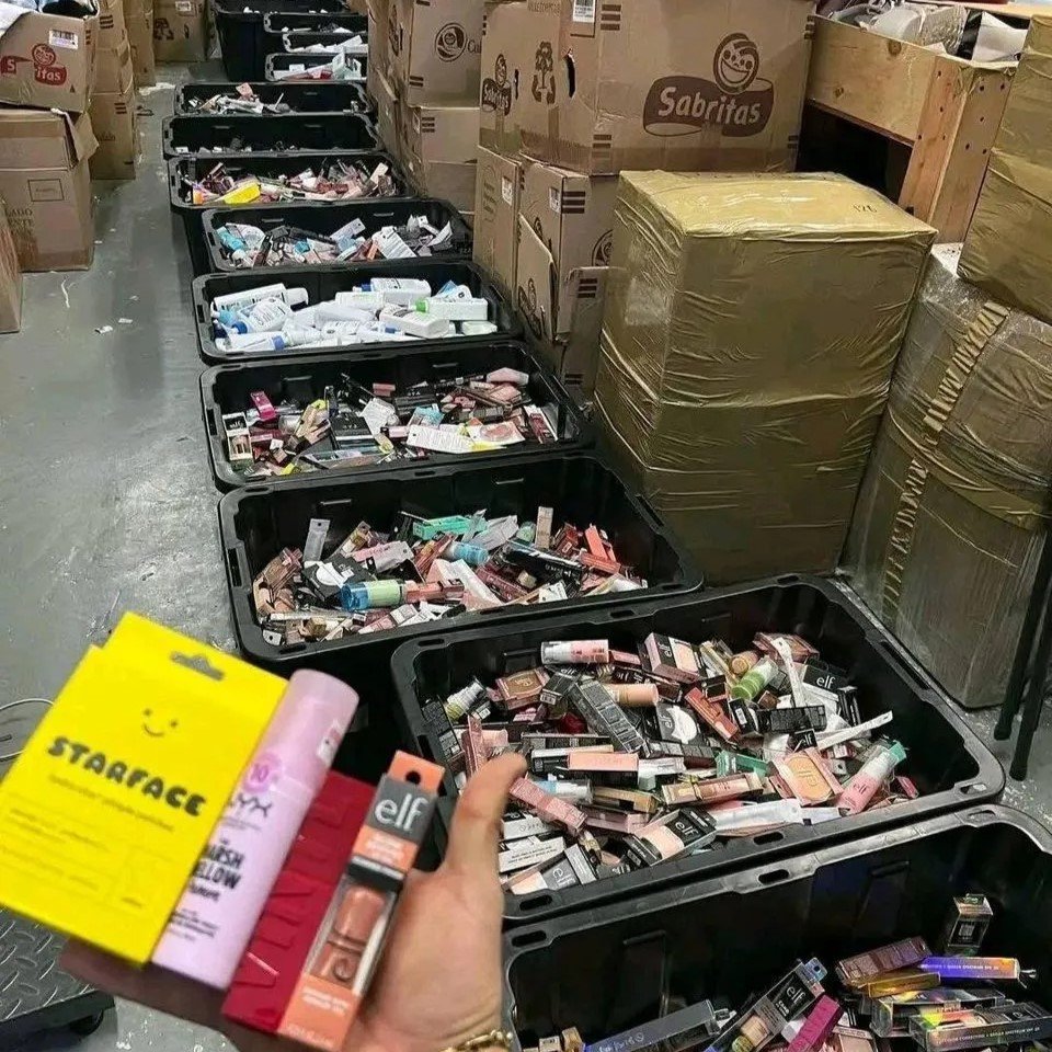 Wholesale Makeup & Beauty Pallet (200+ Pieces) — image 3