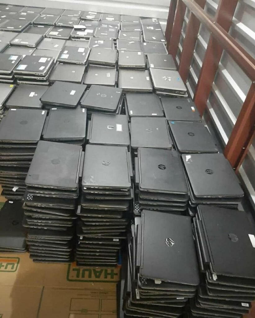 quality Laptop Pallets 24 pieces