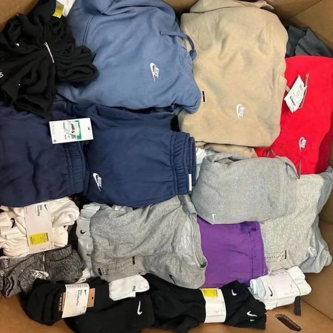 wholesale nike clothing — image 3